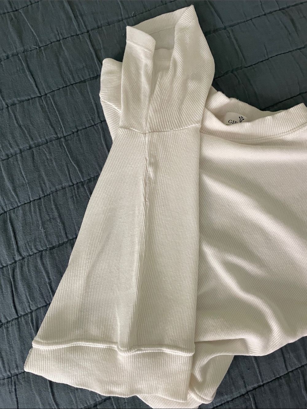 White Ribbed Crop Top - Picture 10 of 11